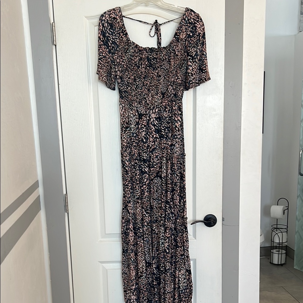 Elegant Black and Pink Women's Maxi